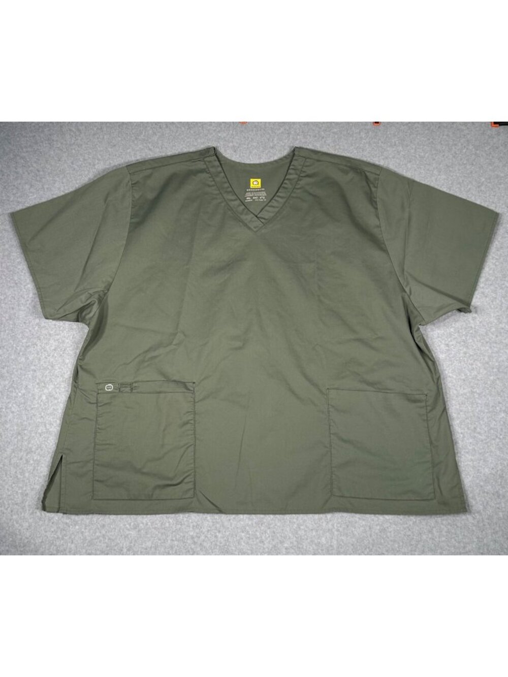WonderWink WonderWORK Women's 4XL Olive Green Scrub Top V-Neck w/ Pockets